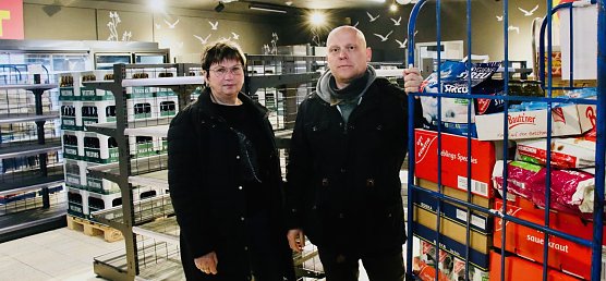 G&ouml;rsbachs B&uuml;rgermeisterin Angela Simmen und Marko Rossmann kurz vor der Er&ouml;ffnung des Marktes im Februar (Foto: nnz-Archiv)