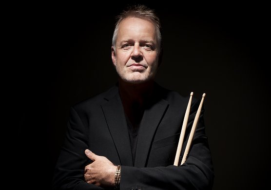 Bandleader Wolfgang Haffner kommt mit Trio und G&auml;sten zum Jazzfest (Foto: Karsten Jahnke Konzertdirektion )