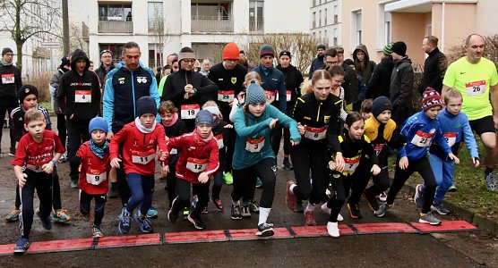 In Nordhausen Nord fiel heute der Startschuss zum 38. Silvesterlauf (Foto: agl)