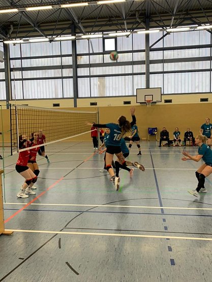 Die SVC Damen bei der Thüringenmeisterschaft (Foto: SVC) Die SVC Damen bei der Thüringenmeisterschaft (Foto: SVC)