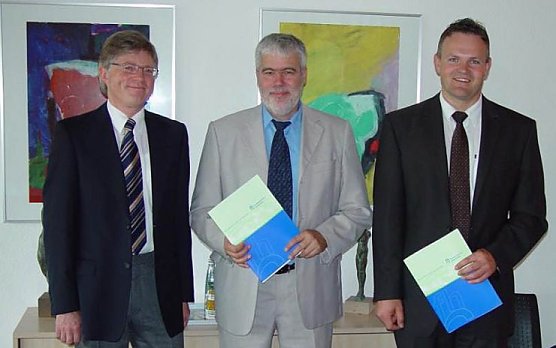 kooperationsvertrag (Foto: fh nordhausen) kooperationsvertrag (Foto: fh nordhausen)