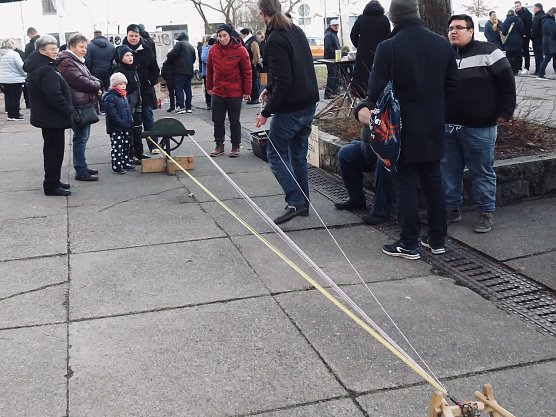 Seilern auf dem Blasiikirchplatz (Foto: Frank Tuschy)