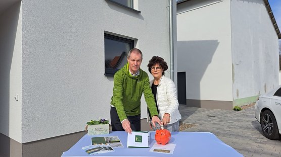 Andreas Meyer und Martina Watterodt. (Foto: Golfpark Neustadt) Andreas Meyer und Martina Watterodt. (Foto: Golfpark Neustadt)