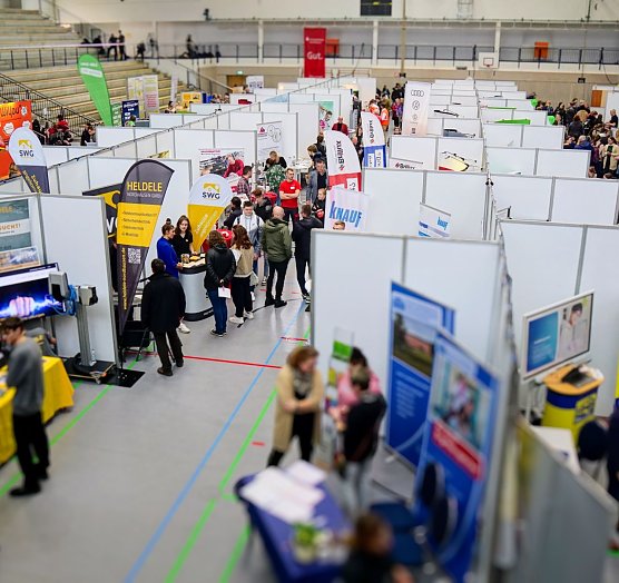 Die St&auml;dtische Wohnungsbaugesellschaft (SWG) pr&auml;sentiert sich und ihre Ausbildungsberufe wieder beim Forum Berufsstart in der Nordh&auml;user Wiedigsburghalle (Foto: Archivfoto: SWG Nordhausen/S.Schedwill)