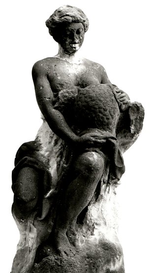 Leda als Torso vor der Restaurierung (Foto: Heidelore Kneffel)