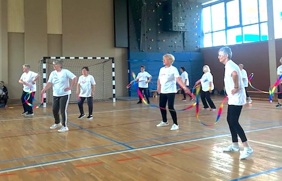 Tag der offenen T&uuml;r im S&uuml;dharz Klinikum Nordhausen mit der Herzsportgruppe Nordhausen (Foto: W. Roo&szlig;mell)