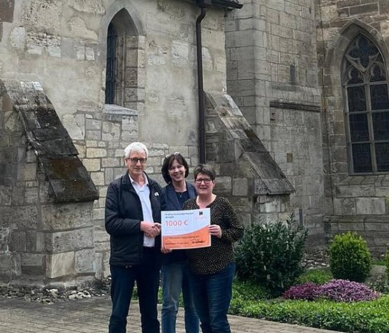 Spendenübergabe an die Caritas (Foto: katholisches Pfarramt Nordhausen) Spendenübergabe an die Caritas (Foto: katholisches Pfarramt Nordhausen)