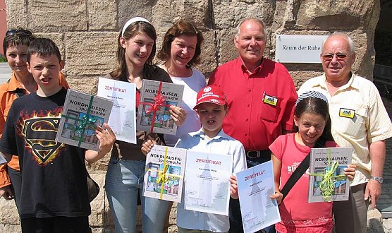 Zertifikate erhalten (Foto: psv) Zertifikate erhalten (Foto: psv)