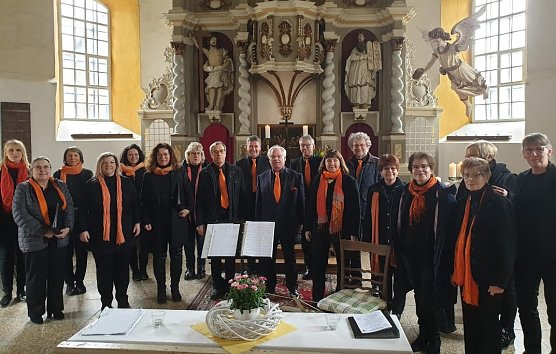Der Chor Cantamus (Foto: G.Sch&uuml;tze)