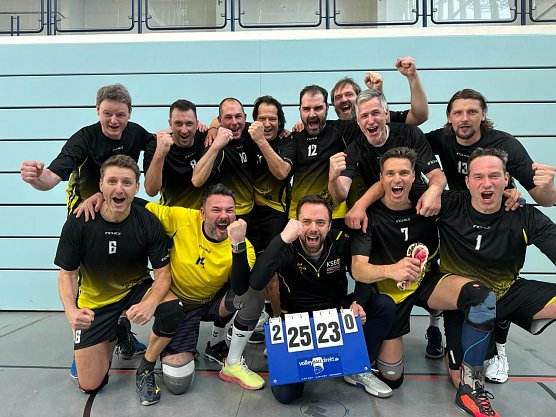 Die SVC Herren machen sich heute auf den Weg, ihren Titel zu verteidigen (Foto: SVC) Die SVC Herren machen sich heute auf den Weg, ihren Titel zu verteidigen (Foto: SVC)