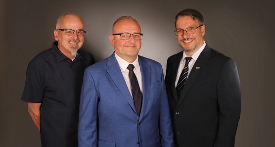 Die neue AfD-Fraktion im Ellricher Stadtrat (Foto: AfD)