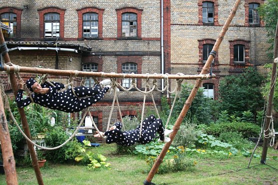 Artistik-Training an der CircusMühle bei Kelbra (Foto: Ulrich Reinboth) Artistik-Training an der CircusMühle bei Kelbra (Foto: Ulrich Reinboth)
