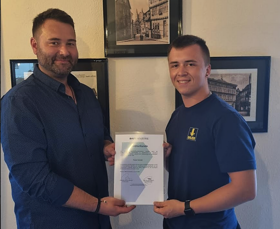 Ausbilder Daniel Hink und der ausgzeichnete Azubi, Pascal G&uuml;ndel (Foto: Schachtbau Nordhausen)