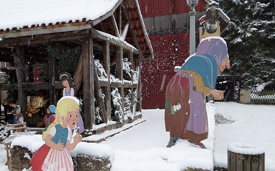 Weihnachtsmarkt in Großbodungen (Foto: Sabine Jäckel) Weihnachtsmarkt in Großbodungen (Foto: Sabine Jäckel)