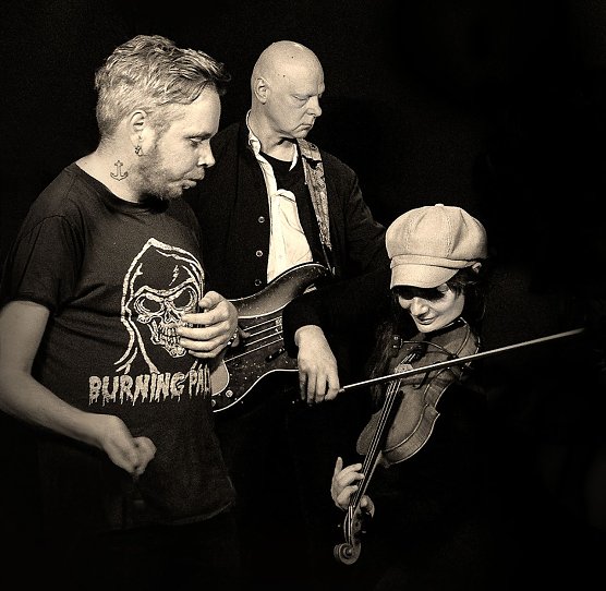 Depui spielen zwischen den Feiertagen in der Cyriaci Kapelle (Foto: Dres. Hannelore und Wolfgang R. Pientka)