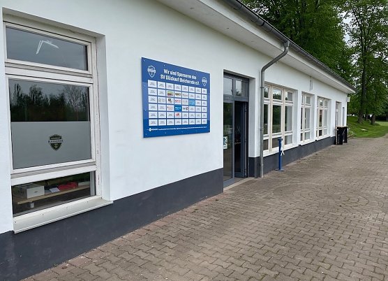 SV Glückauf Bleicherode e.V. - Austausch der Fenster im Vereinsheim (Foto: LRA Nordhausen) SV Glückauf Bleicherode e.V. - Austausch der Fenster im Vereinsheim (Foto: LRA Nordhausen)