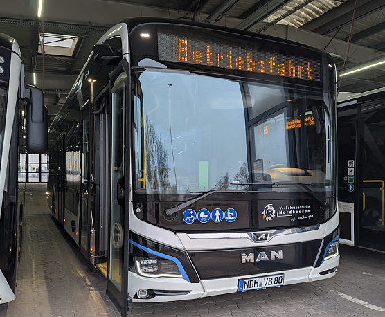 Neuer Elektrobus in der Flotte der Verkehrsbetriebe (Foto: Verkehrsbetriebe Nordhausen) Neuer Elektrobus in der Flotte der Verkehrsbetriebe (Foto: Verkehrsbetriebe Nordhausen)