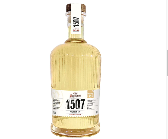 Traditionsbrennerei stellt eigenen Gin vor (Foto: T.Müller) Traditionsbrennerei stellt eigenen Gin vor (Foto: T.Müller)