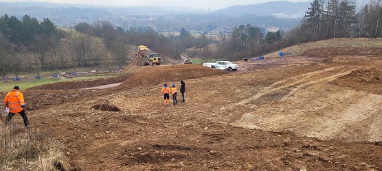 Der neue Hochbeh&auml;lter &uuml;ber Niedersachswerfen wird f&uuml;r weicheres Wasser sorgen (Foto: Wasserverband Nordhausen)