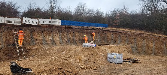 Hangsicherung auf der Haardt (Foto: Wasserverband Nordhausen) Hangsicherung auf der Haardt (Foto: Wasserverband Nordhausen)