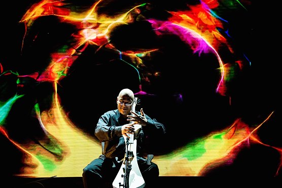 Wolfram Huschke kommt in die Jazzmangel (Foto: Jazzclub Nordhausen) Wolfram Huschke kommt in die Jazzmangel (Foto: Jazzclub Nordhausen)