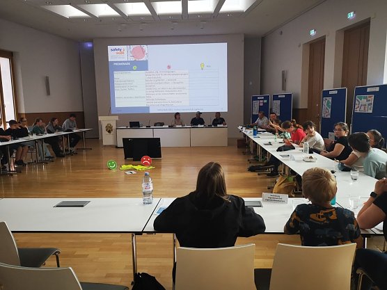 Auswertung zum "Safety Walk" (Foto: Stadt Nordhausen) Auswertung zum "Safety Walk" (Foto: Stadt Nordhausen)