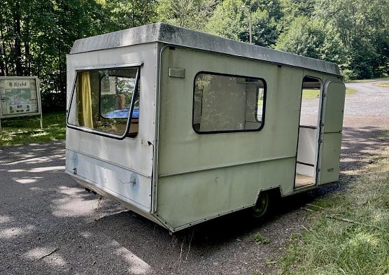 Alter Wohnwagen (Foto: Landratsamt Nordhausen ) Alter Wohnwagen (Foto: Landratsamt Nordhausen )