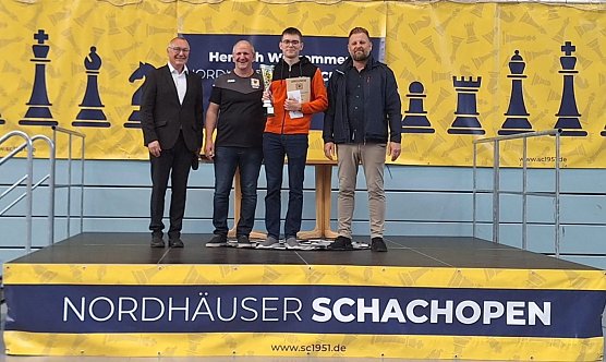 Im Meisterturnier setzte sich Vadym Petrovsky gegen die Konkurrenz durch (Foto: Torsten Schrader)