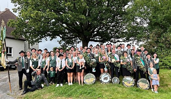 Die Appenr&ouml;der Sch&uuml;tzen  (Foto: Florian F. Hans )