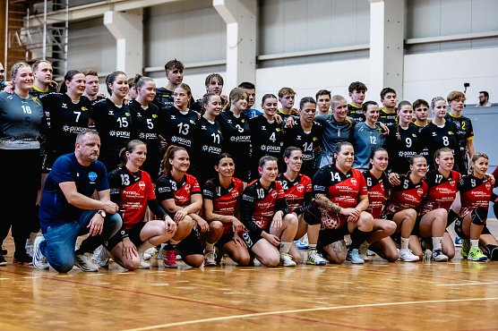 Nordh&auml;user und Bleicher&ouml;der Handballerinnen und Handballer (Foto: NSV)