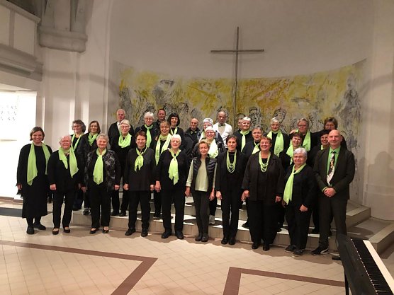 Der Chor Rhythmus 22 (Foto: G. Junker)
