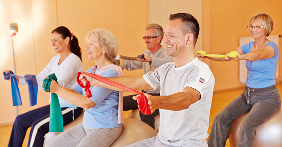 Seniorensport mit dem KSB (Foto: Kreissportbund) Seniorensport mit dem KSB (Foto: Kreissportbund)