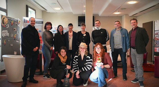 Die Thinka-Familie traf sich zum Neujahrsempfang im Jugendclubhaus. (Foto: Christoph H&ouml;fferl)