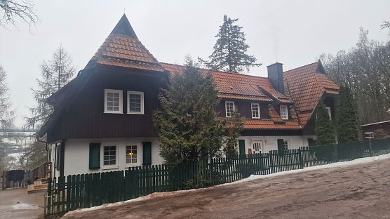 Die "Kleine Perle" liegt idyllisch im Wald &uuml;ber Rodishain (Foto: agl)