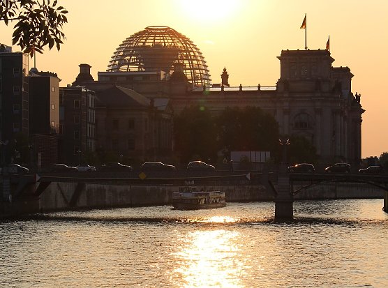 Demokratie (Symbolbild) (Foto: Regina auf Pixabay)