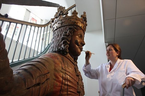 Fachgerechtes Säubern (Foto: I. Bergmann) Fachgerechtes Säubern (Foto: I. Bergmann)