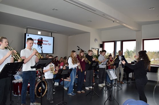 Tag der offenen T&uuml;r am Schiller Gymnasium in Bleicherode (Foto: Tina Wehnert & Elke Schreiber)