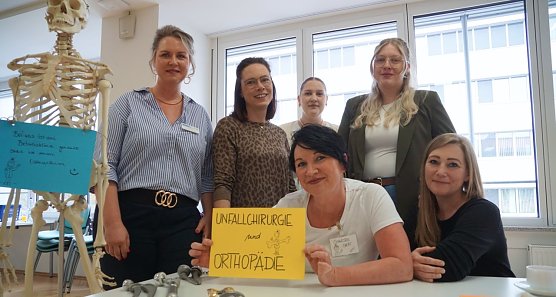 Carolin Hach, Lisa-Marie Goldhalm, Pauline Kley, Franziska T&ouml;pfer, Sandra Heinemann, Steffi Rein.  (Foto: ssc)