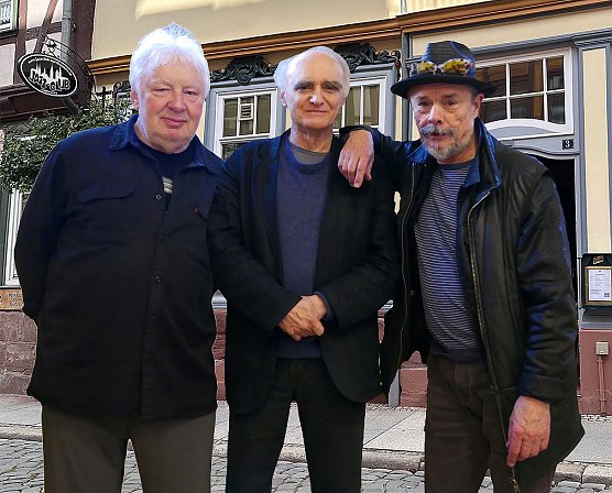 Helmut Joe Sachse, Uwe Kropinski und Gerhard Charlie Eitner spielen in der Jazz-Mangel.  (Foto: Bandfoto: Privat/ Collage: Holger Gonska)
