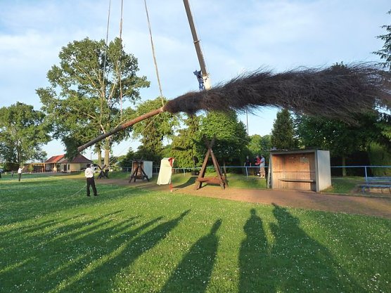 Gr&ouml;&szlig;ter Besen der Welt (Foto: Karl-Heinz Herrmann)