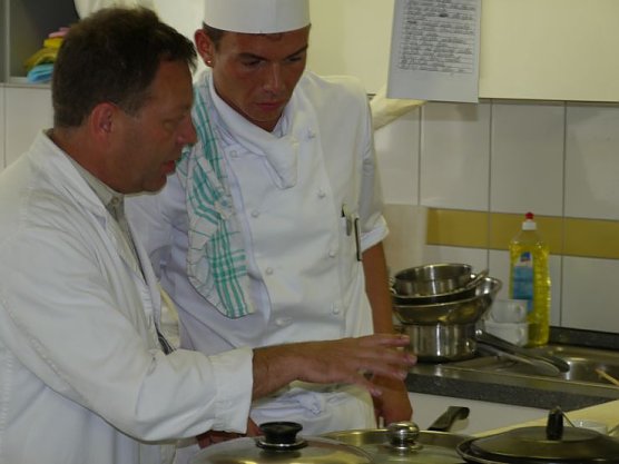 Die Pr&uuml;fer bleiben wachsam (Foto: Angelo Glashagel)