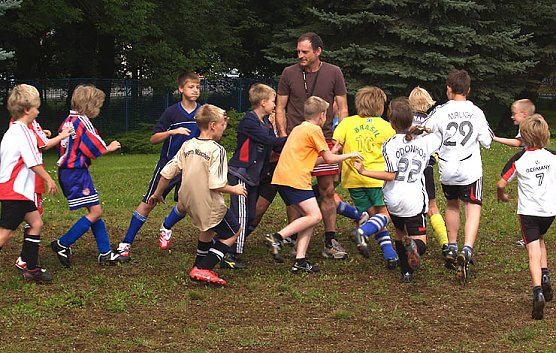 RUnd herum um den Trainer (Foto: nnz)