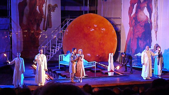 Premiere Schlossfestspiele (Foto: Karl-Heinz Herrmann) Premiere Schlossfestspiele (Foto: Karl-Heinz Herrmann)