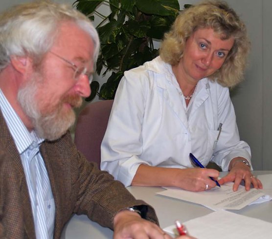 Unterschrieben (Foto: SHK) Unterschrieben (Foto: SHK)