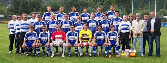 Die erste Mannschaft (Foto: S. Arm) Die erste Mannschaft (Foto: S. Arm)