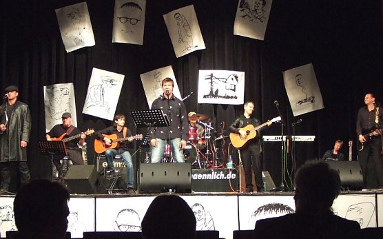 EMMA rockt Brecht (Foto: Band)