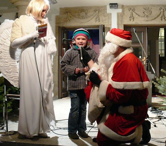 Kalender am Theater (Foto: B. Susemihl)