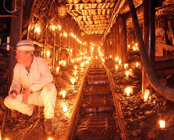 Der Rabenstein im Kerzenschein (Foto: privat)