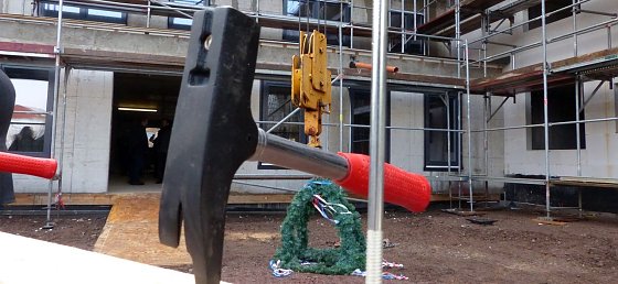 Bild: Richtfest an der Geseniusstra&szlig;e