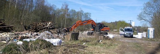 Bild: Stuhlfabrik wird abgerissen